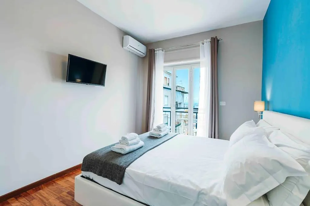 Guest house La Casa Di Giorgio Apartment Naples Italy