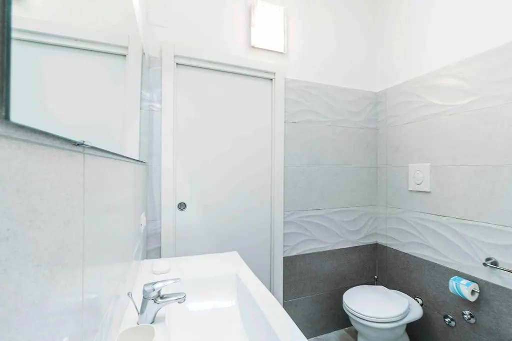 Guest house La Casa Di Giorgio Apartment Naples Italy